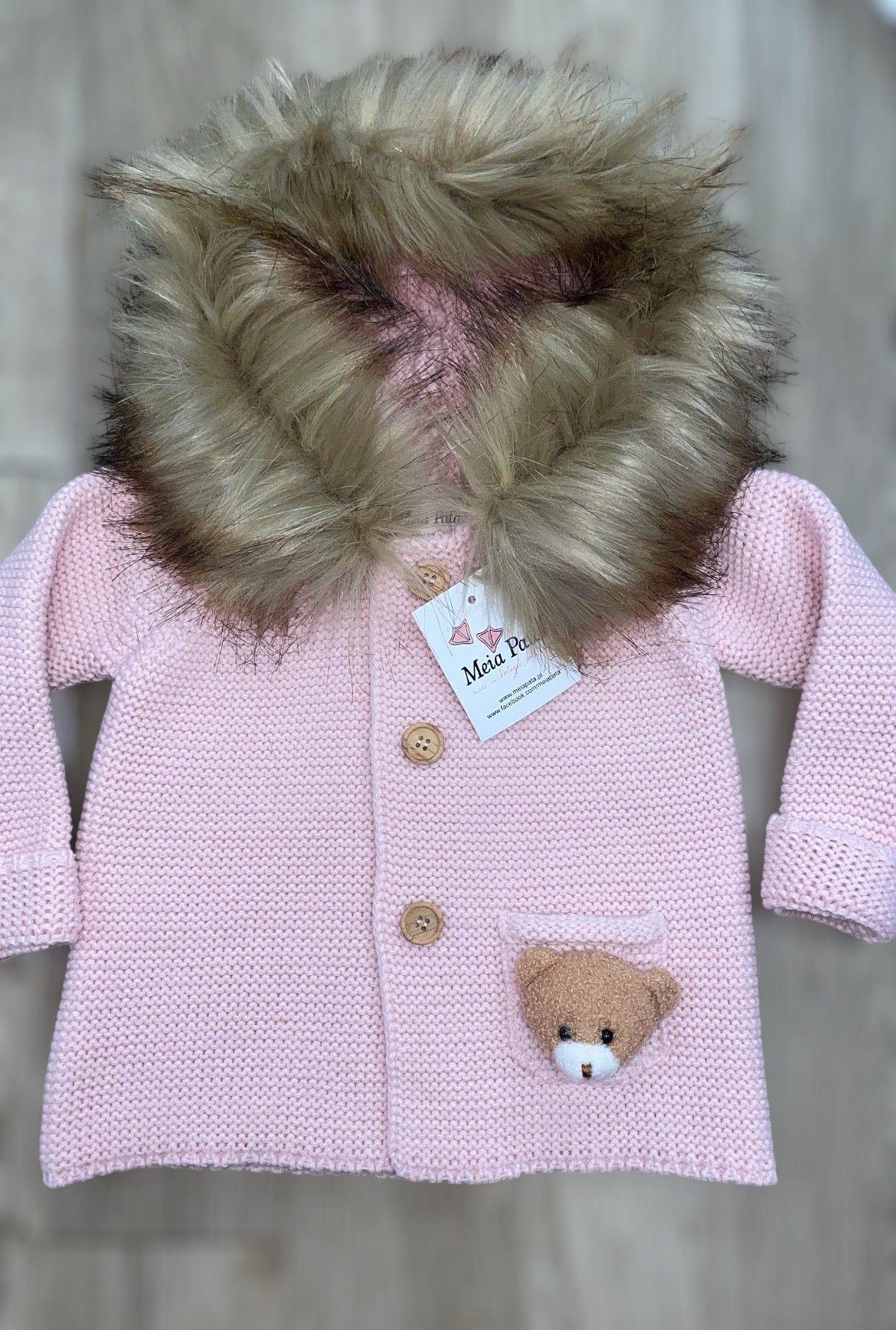 Meia Pata A/W24 Teddy coat in pink with fur hood (small made)