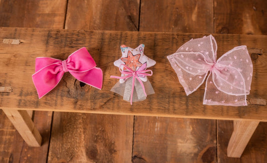 Babine Gingerbread hair clip star (middle)