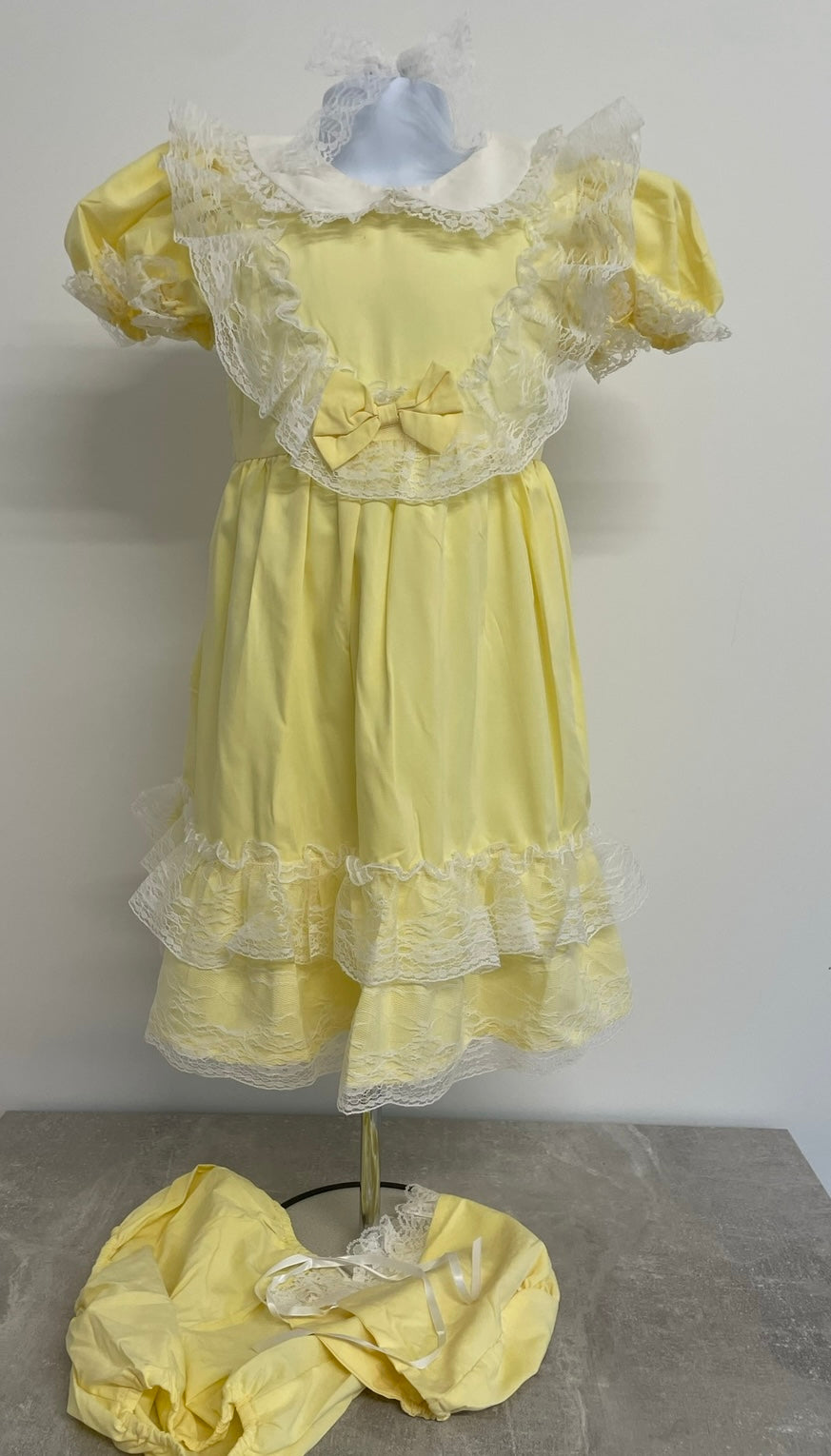 Girls pale yellow dress set with matching bloomers bonnet and lace hair bow